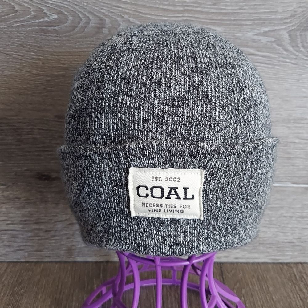 Heather Gray Knitted Beanie with Textured Pattern and Brand Label